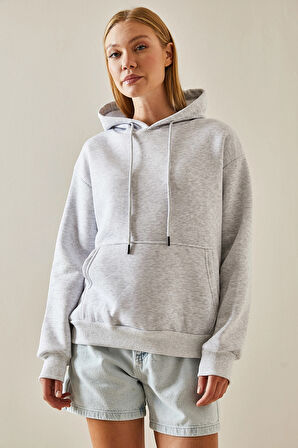 Gri Kanguru Cepli Kapüşonlu Kadın Sweatshirt