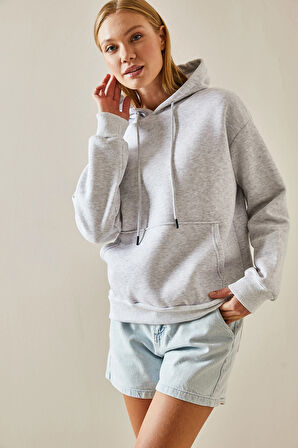 Gri Kanguru Cepli Kapüşonlu Kadın Sweatshirt