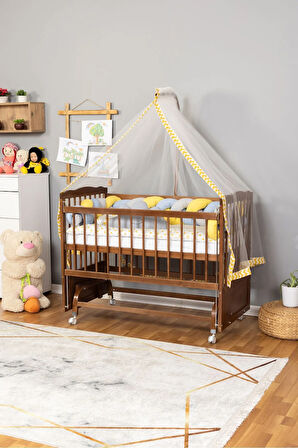 Ahşap Beşik Anne Yanı Beşik Ceviz 60x120 - Sarı Mavi Örgü Uyku Seti Seti + Yatak + Tekerlekli