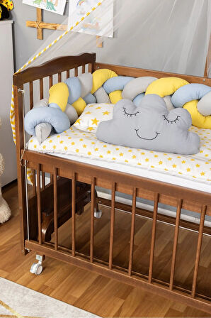 Ahşap Beşik Anne Yanı Beşik Ceviz 60x120 - Sarı Mavi Örgü Uyku Seti Seti + Yatak + Tekerlekli