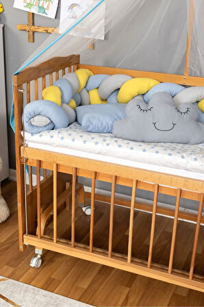 Ahşap Beşik Anne Yanı Beşik Vernikli 60x120 - Mavi Sarı Örgü Uyku Seti Seti + Yatak + Tekerlekli