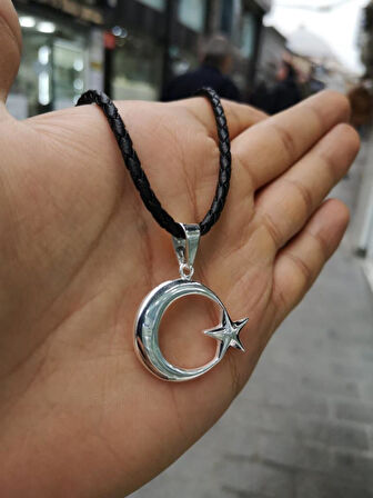 Deri İpli Ayyıldız Gümüş Kolye 