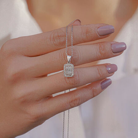 Baget Taşlı 925 Ayar Gümüş Kadın Kolye