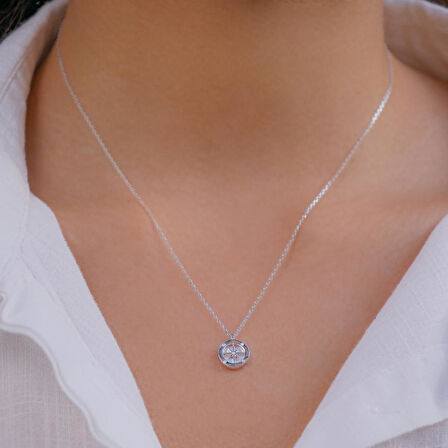 Sedef Taşlı Pusula Tasarımlı 925 Ayar Gümüş Kadın Kolye