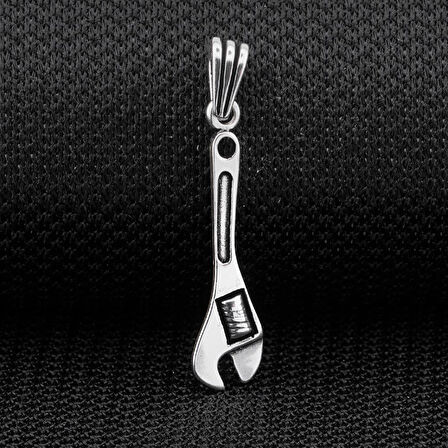 İngiliz Tamir Anahtarı Tasarımlı 925 Ayar Gümüş Kolye Ucu