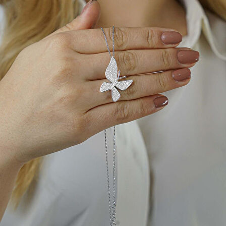 Kelebek Tasarımlı Beyaz Zirkon Taşlı Parlak 925 Ayar Gümüş Kadın Kolye 