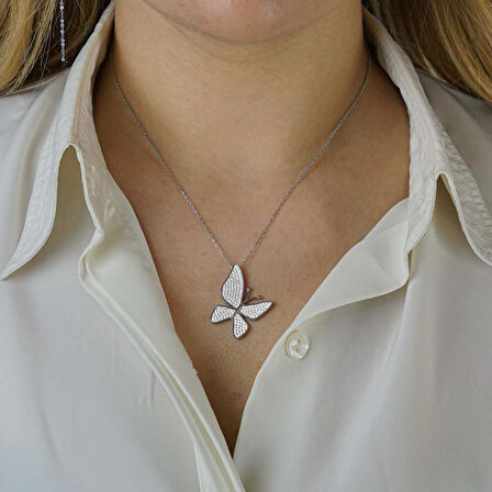 Kelebek Tasarımlı Beyaz Zirkon Taşlı Parlak 925 Ayar Gümüş Kadın Kolye 