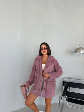 Kadın Uzun Kollu Yakalı önden Düğmeli Wellsoft Kaban