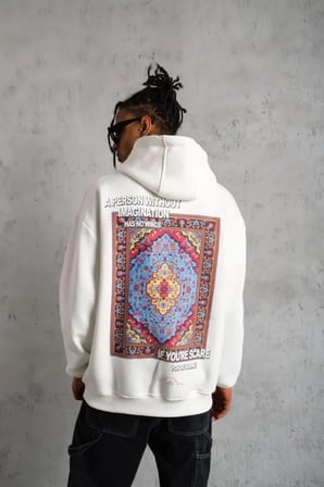 Erkek Beyaz Kilim Desenli Kapüşonlu Sweatshirt