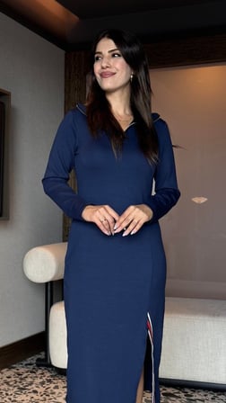 Kadın Uzun Kollu Balıkçı Yaka Fermuarlı Yırtmaçlı Midi Viskon Elbise