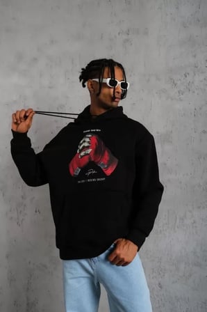 Erkek Siyah Kapüşonlu Sweat - Eldiven Baskılı