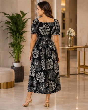 Kadın Kısa Kollu V Yakalı Desenli Yandan Yırtmaçlı Süprem Elbise