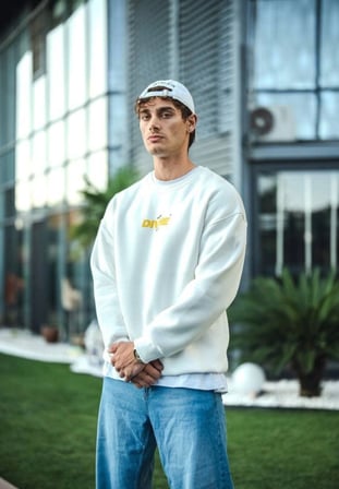 Beyaz Bisiklet Yaka Baskılı Kışlık Sweatshirt XL
