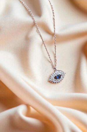 Takvanov Göz Motifli Taşlı Kadın Kolye – Gümüş Renk – Zarif ve Anlamlı Tasarım