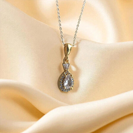 Takvanov Altın Renkli Damla Taşlı Çelik Kadın Kolye – Zarif ve Işıltılı Tasarım