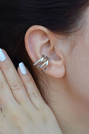 Gümüş Renkli Çapraz Atmalı X Çok Sıralı Earcuff Kıkırdak Küpesi