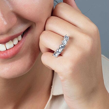 Starlight Diamond Pırlanta Montür "U" Tasarım 925 Ayar Gümüş Kadın Beştaş Yüzük