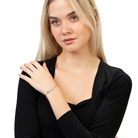 Beyaz Zirkon Taşlı Rose Renk Kelebek Tasarım Nazar Boncuğu Detaylı 925 Ayar Gümüş Kadın Bileklik