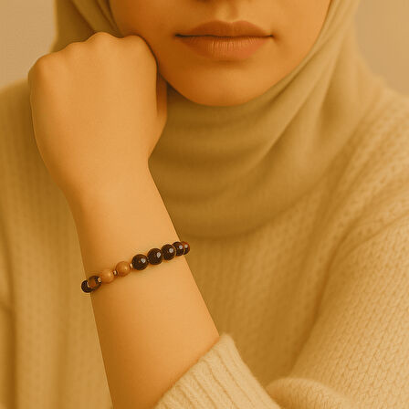 Gold Renk Metal Zincir Küre Kesim Çoklu Kaplan Gözü Doğaltaş Kombinli Kadın Enerji Bilekliği