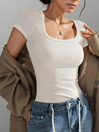 Wearflawless Kadın Fitilli U Yaka Göğüs Dekolteli Bluz, T-Shirt