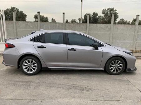 COROLLA 2019+ IÇIN UYUMLU CAM NIKELAJI