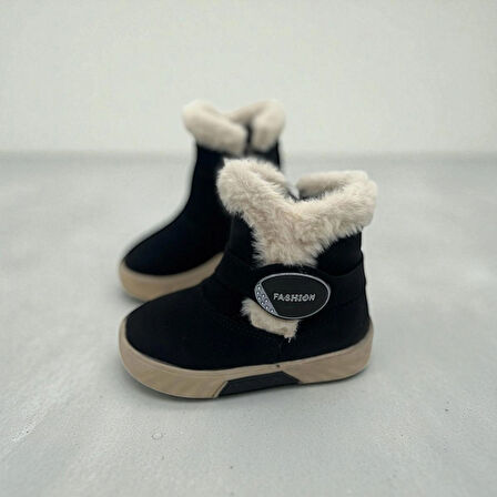  KIZ ÇOCUK YAN TOKA DETAYLI KAYMAZ TABAN BOT 