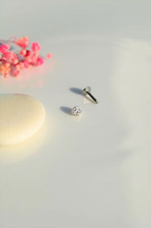 Taşlı Top Uçlu Çelik Piercing Tragus Helix Kıkırdak 6 mm Gümüş Renk