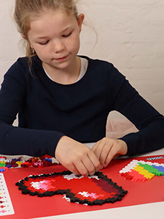 Plus - Plus Minecraft Temalı Kutuda By Number Hearts - Numaralı Kalpler Lego Yapı Oyuncağı (250Parça