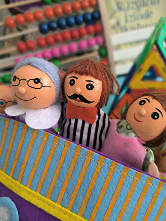 Eldivenli 5 li Aile Üyeleri 3 Boyutlu Parmak Kukla Drama Oyun Aktivite Seti