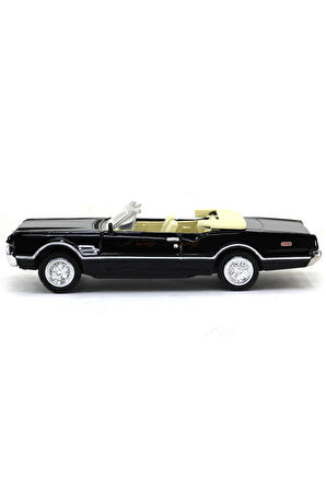 1:43 Ölçekli Lisanslı Metal Retro Amerikan Arabaları - 1966 Oldsmobile 4-4-2 - 10 CM