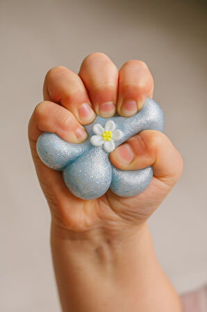 Taba World Flora Lee Parfümlü Çiçek Squishy Oyuncak Seri 1 Pom Pomlu ve Anahtarlıklı