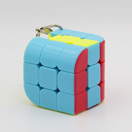 3x3x3 Renkli Magic Cube Anahtarlık – Hızlı Dönüşlü Dayanıklı ve Taşınabilir Akıl Zeka Küpü