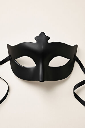 Siyah Maske Parti Kostüm Aksesuarı Şık Tasarım Yüz Maskesi Maskeli Balo İçin Uygun Model