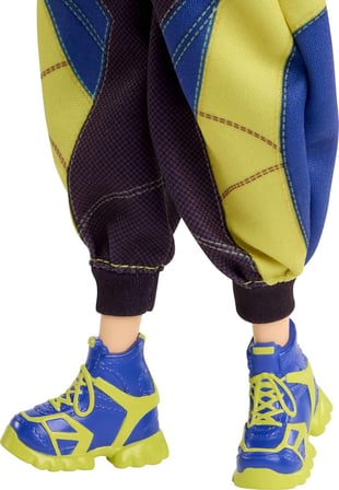 KPop Demon Hunters HUNTR/X Zoey Mattel Hareketli Bebek Spirit Blades Aksesuarlı 30 cm