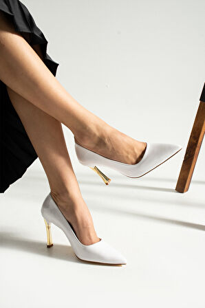 Beyaz Rugan Stiletto Konforlu Günlük Ve Özel Gün Kadın Topuklu Ayakkabı