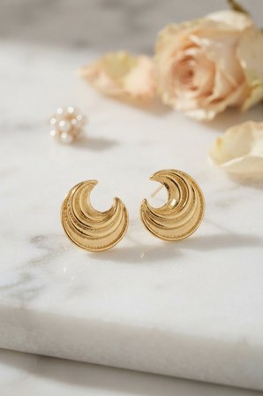 316L Çelik Gold Renk Ay Model Kadın Küpe