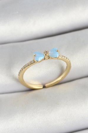 Pirinç Fiyonk Figürlü Zirkon Taşlı Gold Renk Ayarlanabilir Kadın Yüzük