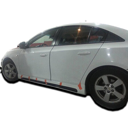 Chevrolet Cruze 2009 - 16 Rieger Marşpiyel Plastik Boyasız