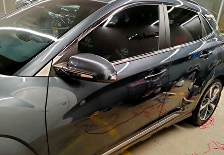 Hyundai Kona Cam Çıtası