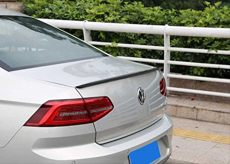 Volkswagen Passat B8 Spoiler Parlak Siyah