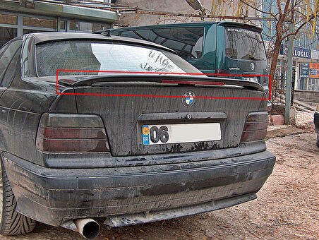 Bmw E36 1991-1998 Ayaklı Işıklı Spoiler