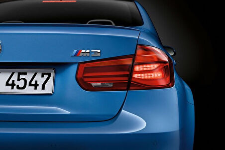 BMW F30 M3 Spoiler (Taiwan)