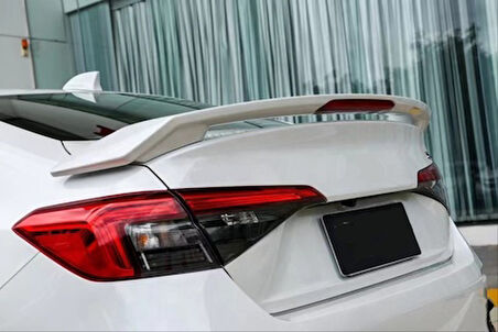 Honda Civic 2022+ İçin M Spoiler