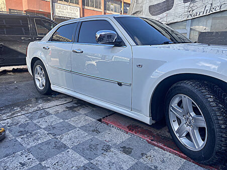 Chrysler 300C Yan Marşpiyel