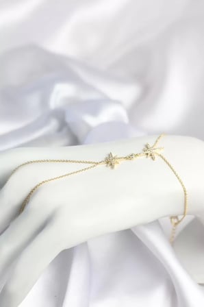 Pirinç Gold Renk Kutup Yıldızı Model Zirkon Taşlı Şahmeran TJ-SN797