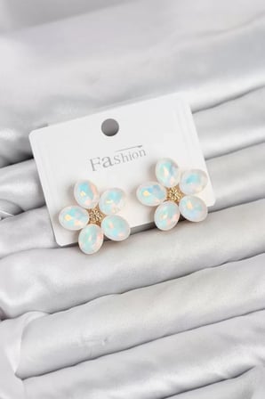 Beyaz Renk Kristal Taşlı Çiçek Model Kadın Küpe TJ-BKP11933