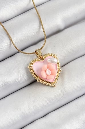 316L Çelik Zincir Pembe Sanatsal Portre İnci Detaylı Papatya Figürlü Kalp Model Gold Renk Kadın Kolye - TJ-BKO10271