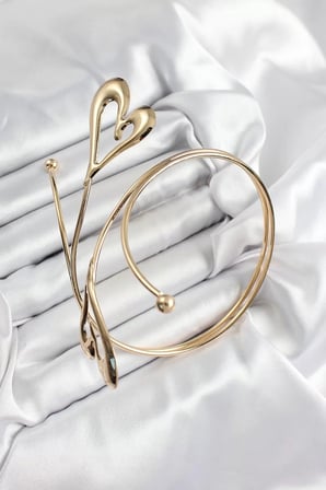 Pirinç Kalp Model Gold Renk Kadın Pazu Bileklik - TJ-BB7422
