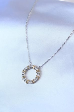 316L Çelik Gümüş Renk Zirkon Taşlı Gold Detay Xoxo Kadın Kolye - TJ-BKO7459