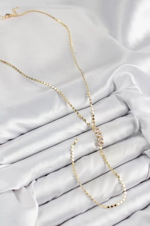 Pirinç Zirkon Taşlı Ezme Zincirli Model Gold Renk Y Kolye - TJ-BKO10465